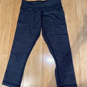 Lulu crop leggings 23”